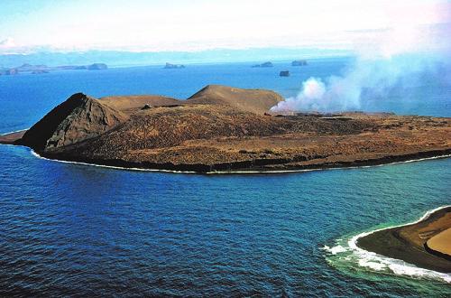 为什么海底火山爆发能形成海岛